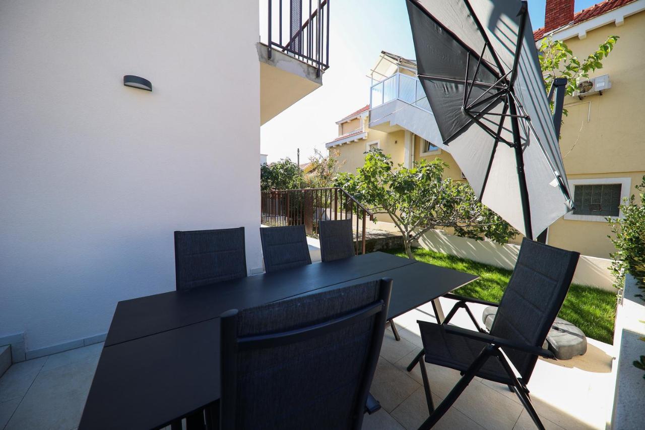 Apartmani Diklo Zara Esterno foto
