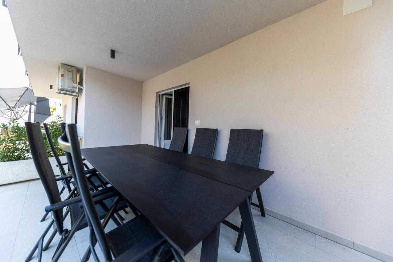 Apartmani Diklo Zara Esterno foto