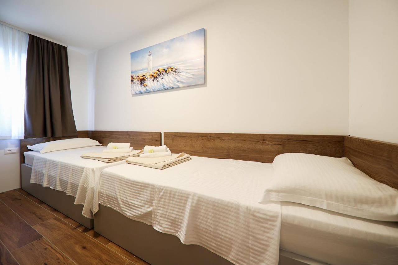 Apartmani Diklo Zara Esterno foto