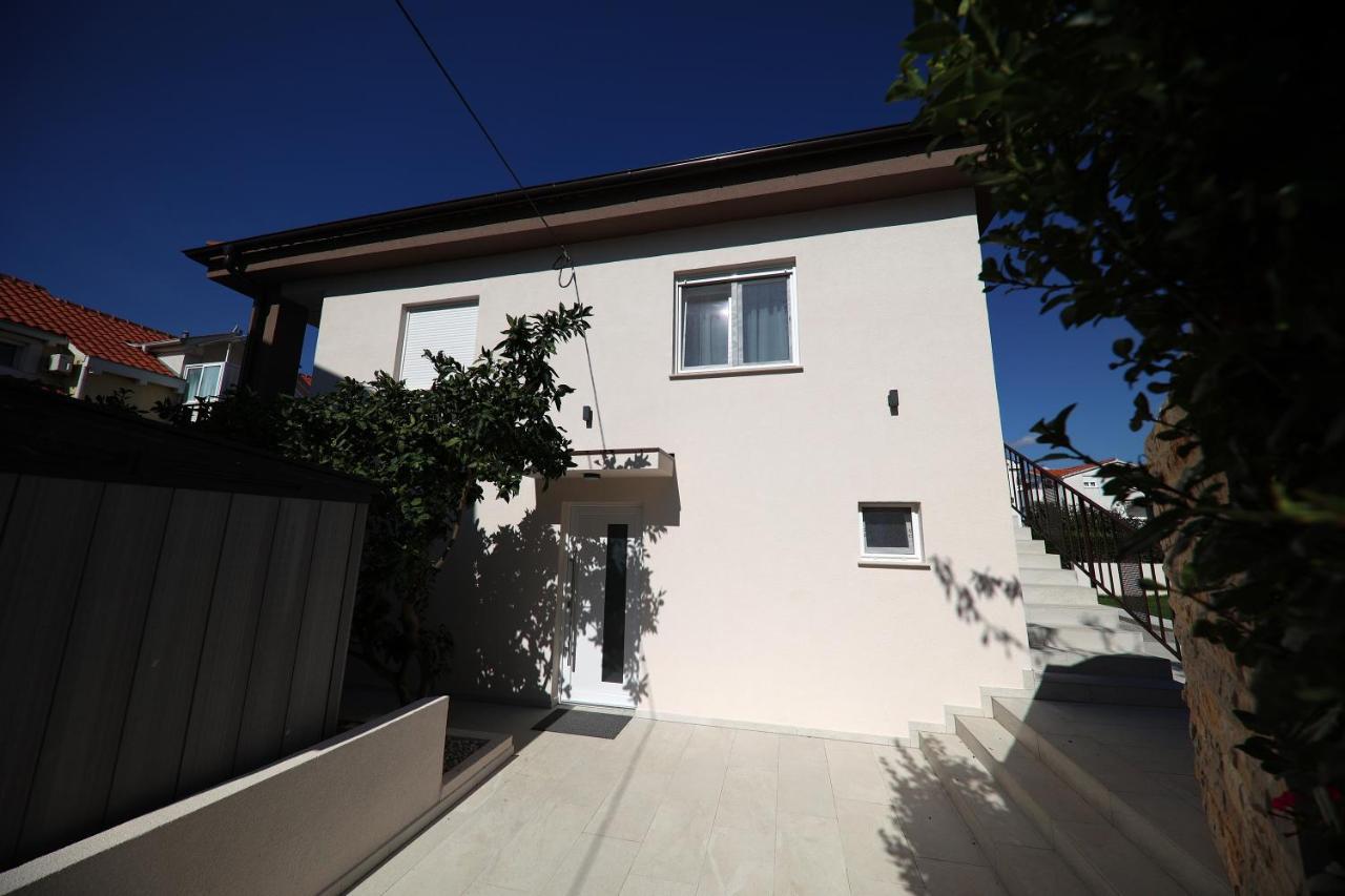 Apartmani Diklo Zara Esterno foto