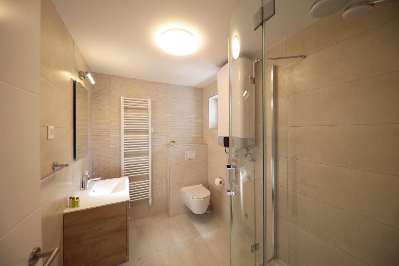 Apartmani Diklo Zara Esterno foto