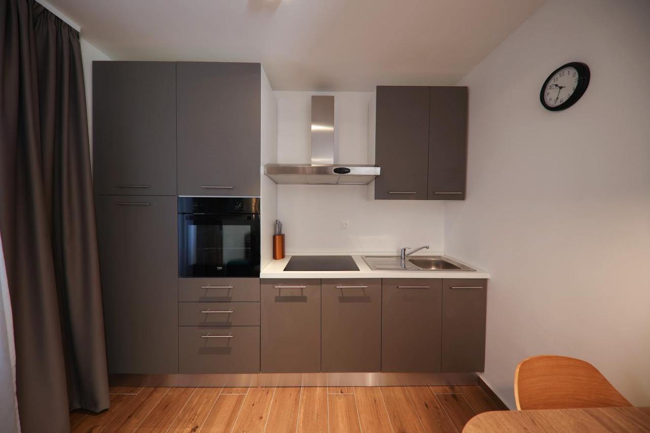 Apartmani Diklo Zara Esterno foto