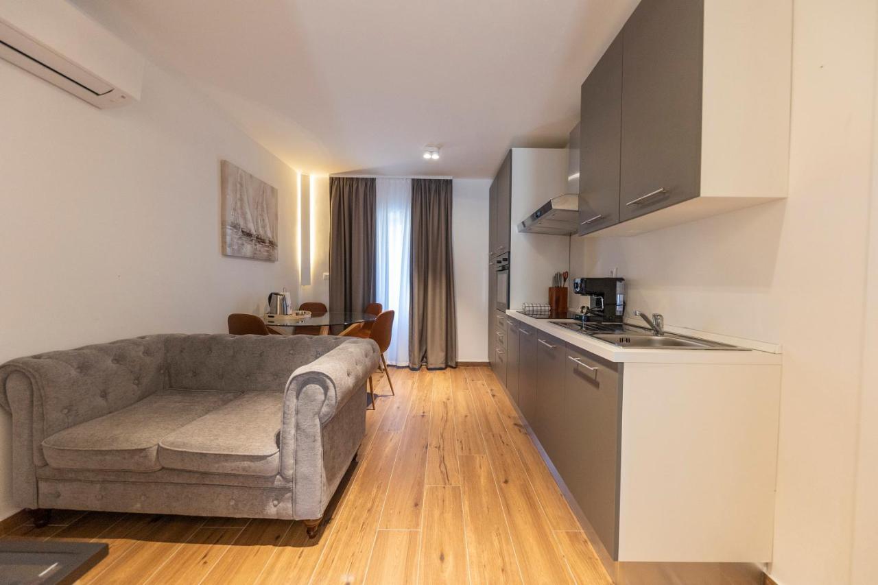 Apartmani Diklo Zara Esterno foto